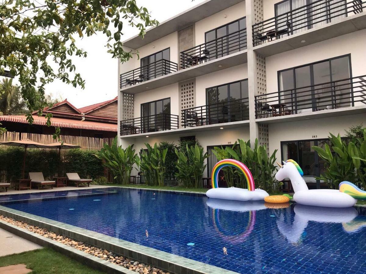Phimean Home Suite Siem Reap Esterno foto