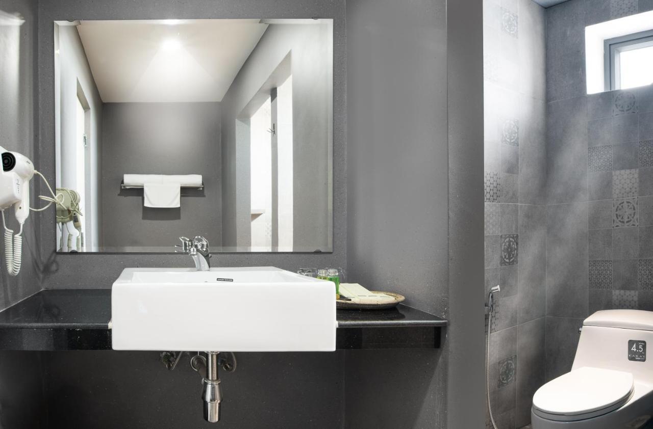 Phimean Home Suite Siem Reap Esterno foto